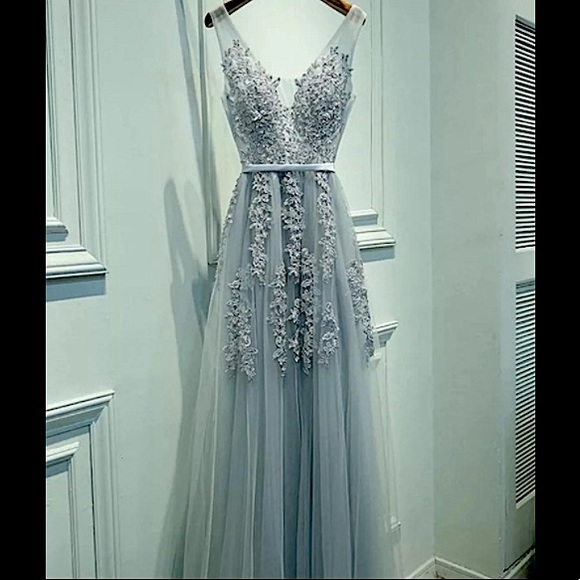 Grey Sexy V neck A-Line Tulle bridal dress